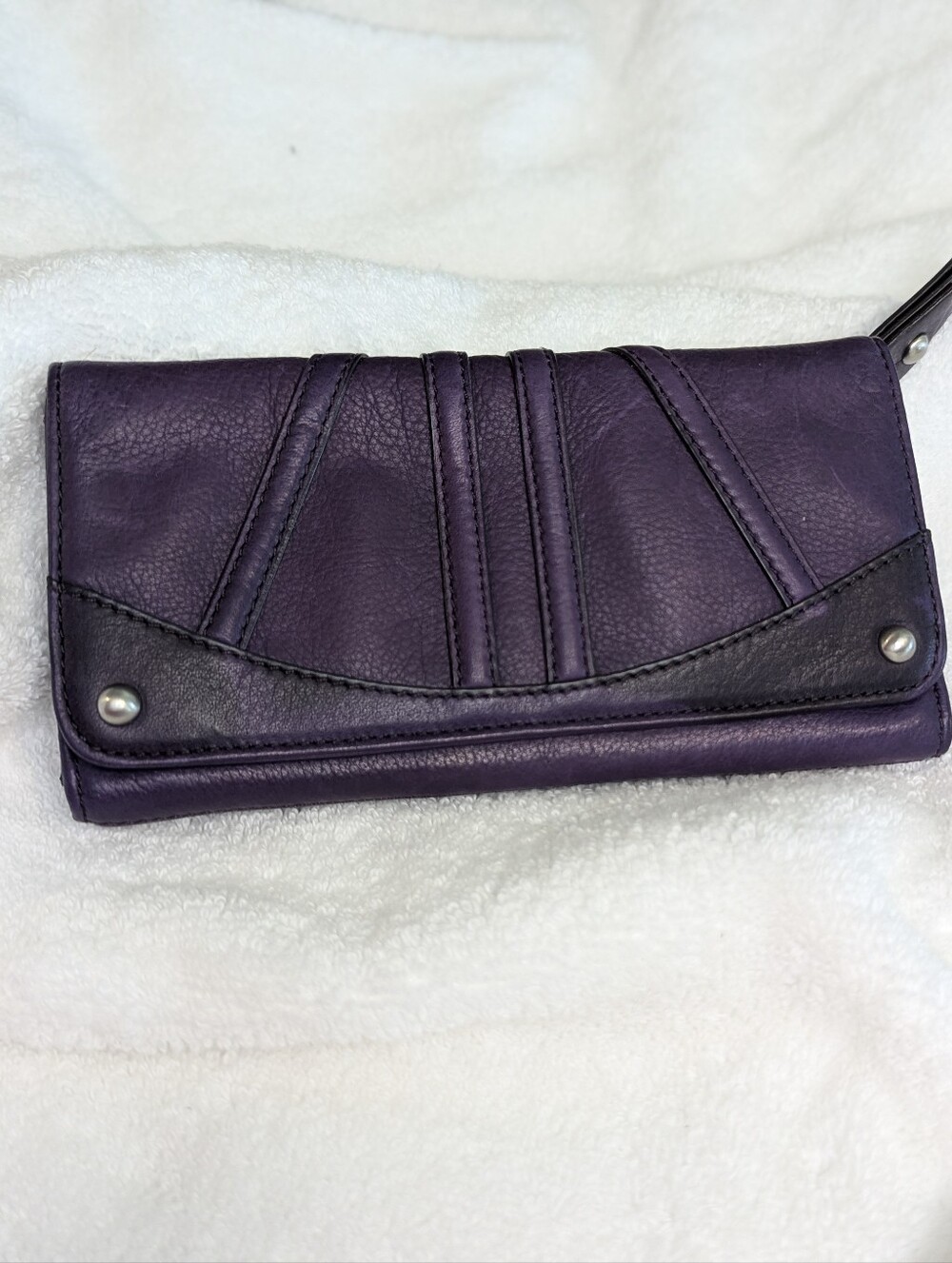 NWT B. Makowsky Kingston Fold Over Purple Leather Wallet Clutch MSRP $98